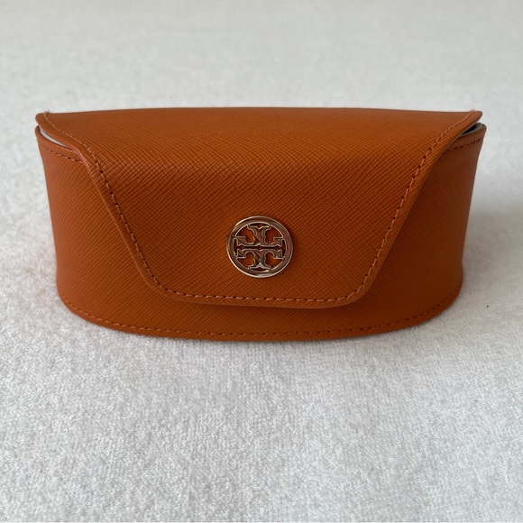 Tory Burch Sunglasses Case - Picture 2 of 6